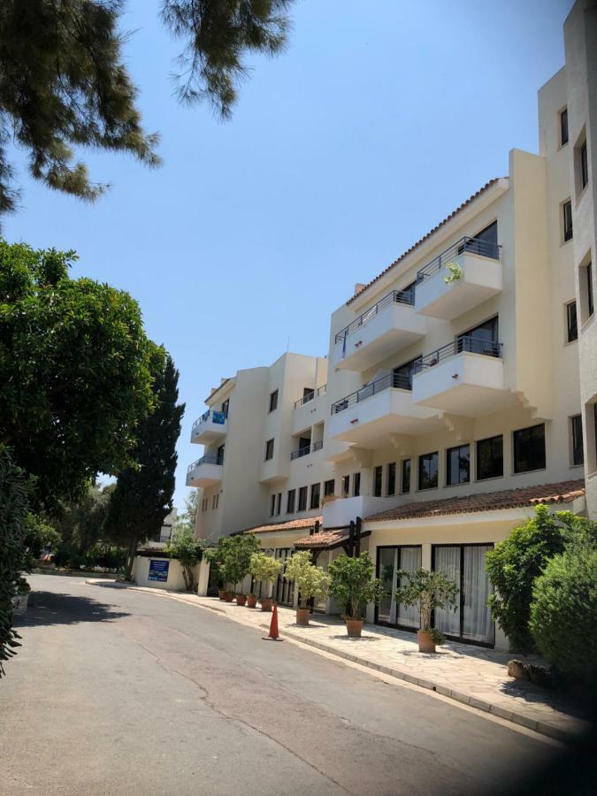 Paphos Gardens Studio Suite Luaran gambar